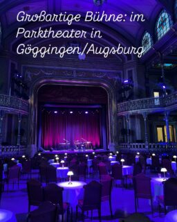 Ein eindrucksvoller Abend in einem der schönsten Theater Deutschlands: #notenlosdurchdienacht  im @parktheater_im_kurhaus 
@bastianpusch und @andreas.speckmann.5

#livemusic #musiccomedy #entertainment #improtheater #improvisation #spontan
#münchen #musik #keyboard #gesang #lustig